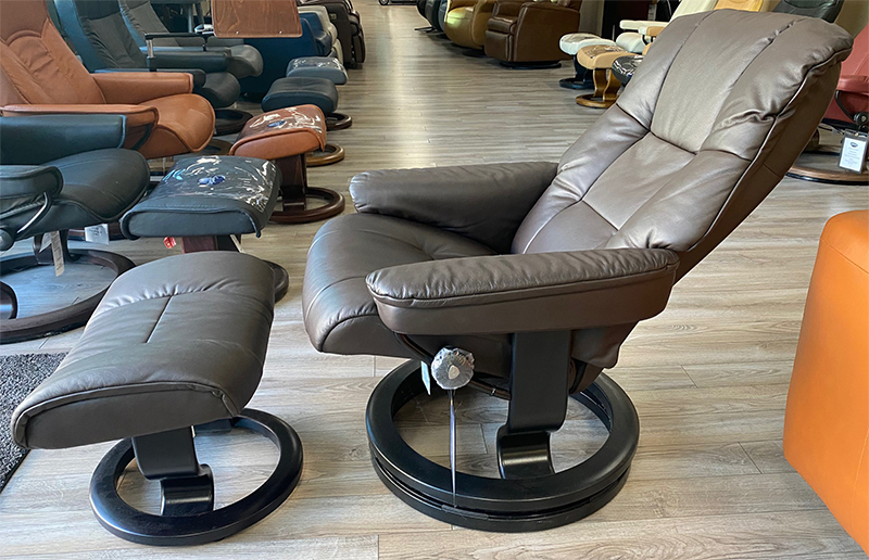 Paloma Mocca Leather Stressless Mayfair Recliner Chair and Ottoman